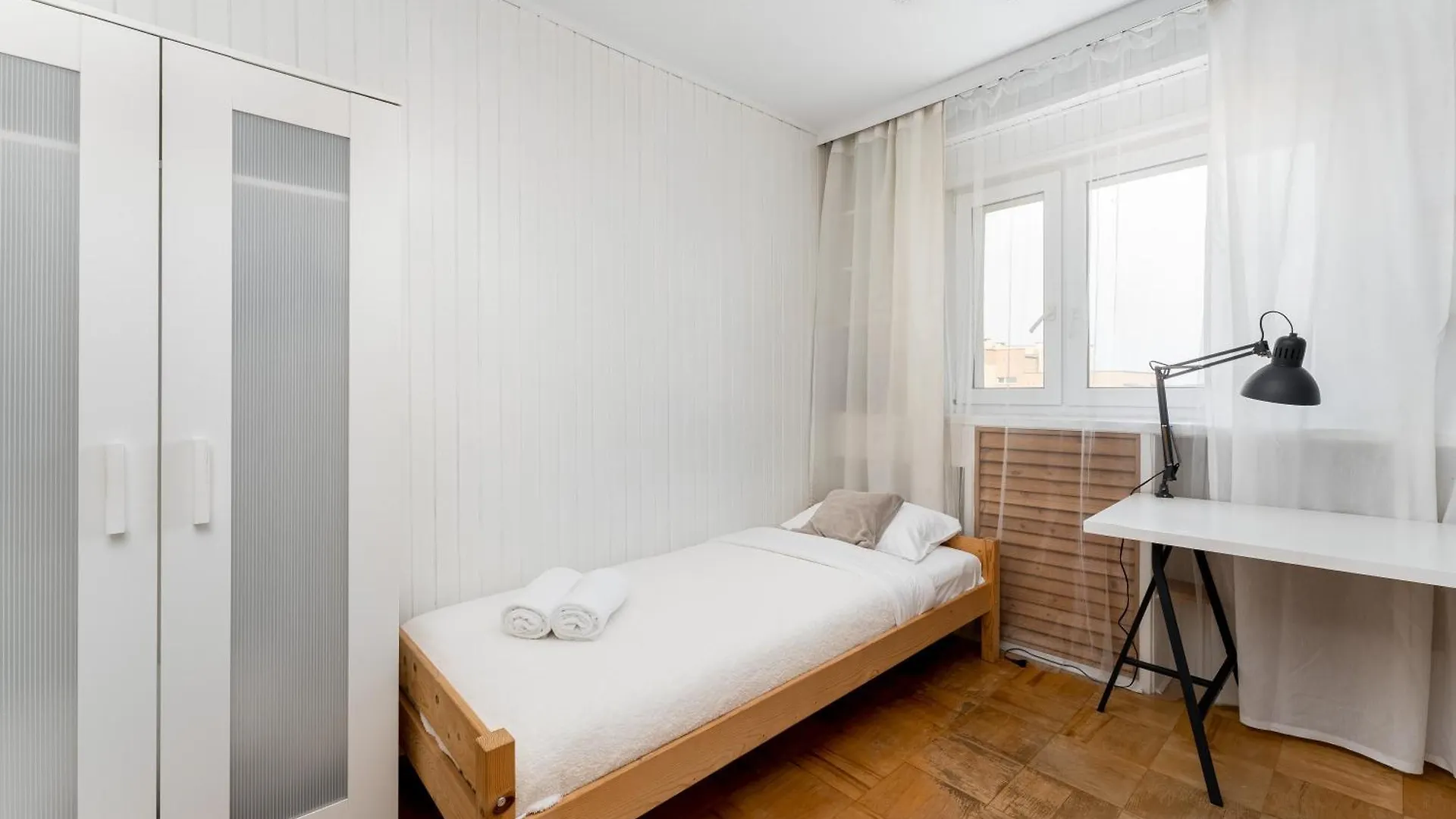 Park Zakrzowek Spacious Apartment Krakow