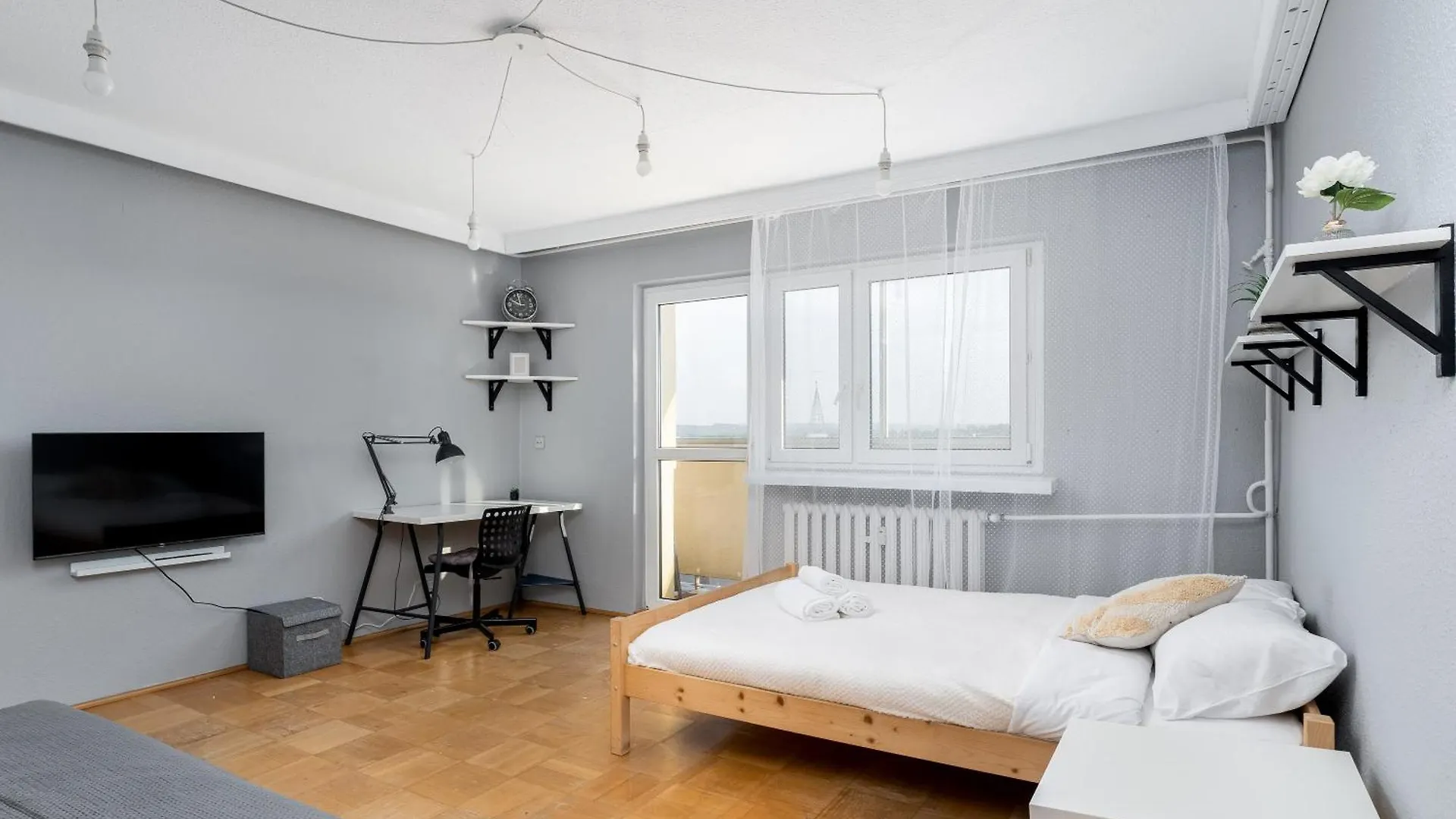 Park Zakrzowek Spacious Apartment Krakow Poland