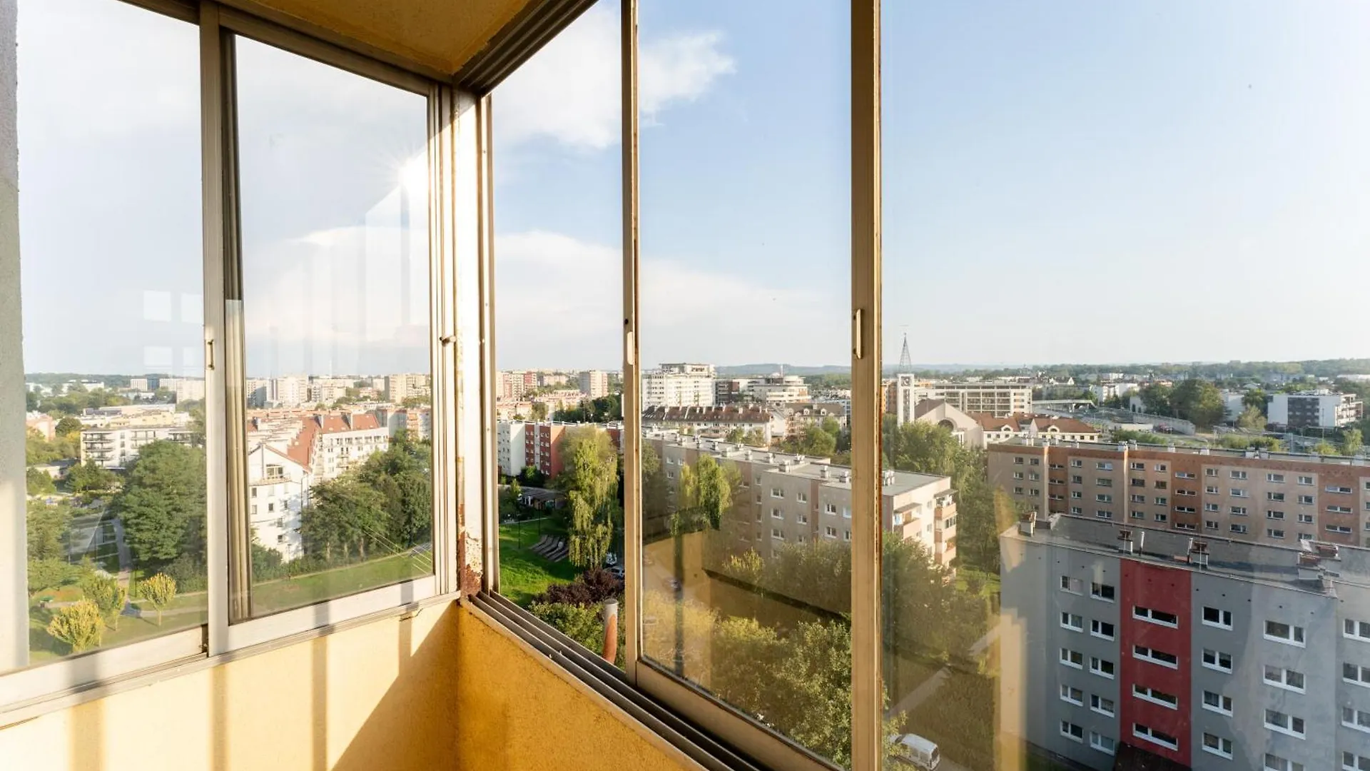Park Zakrzowek Spacious Apartment Krakow Poland