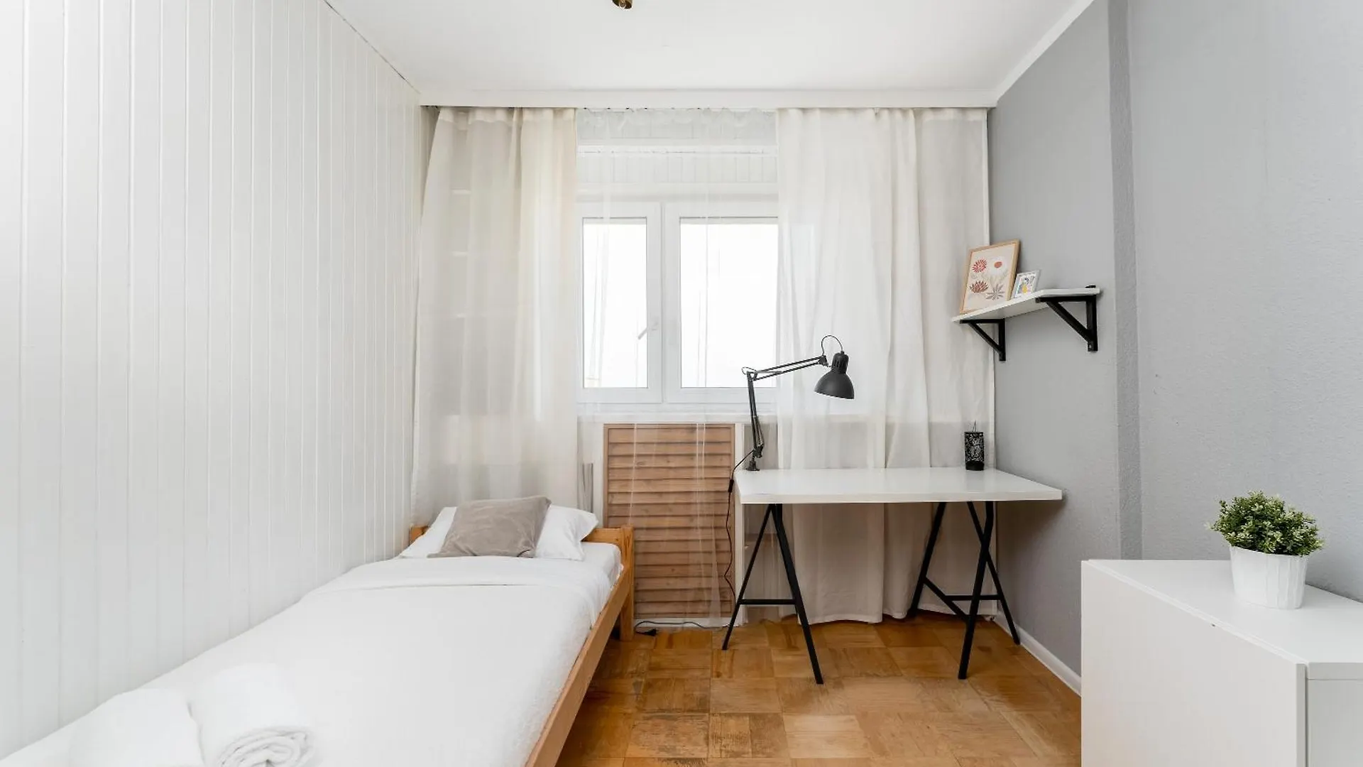 Park Zakrzowek Spacious Apartment Krakow 0*,